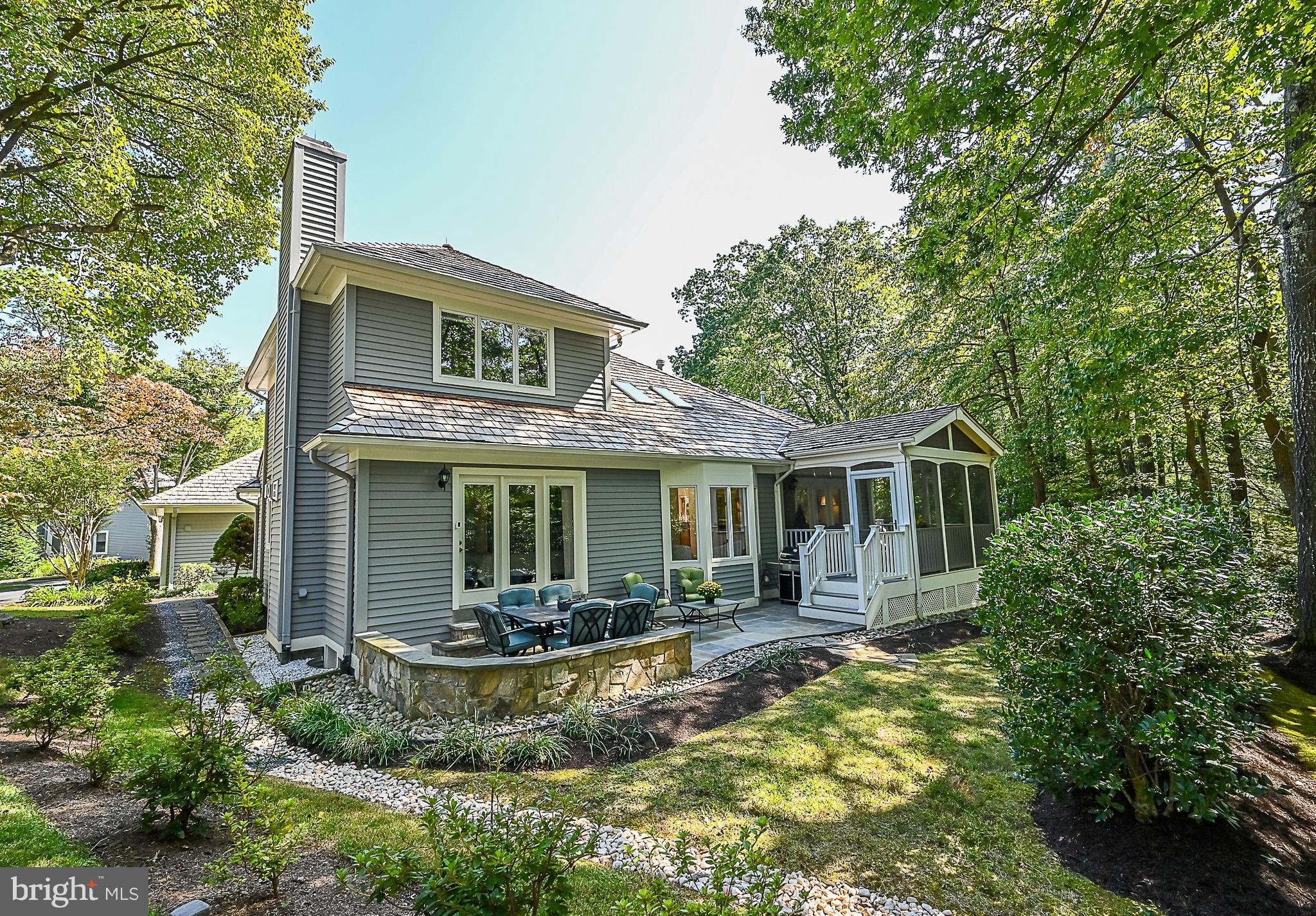 1581 Regatta Lane Reston, VA 20194 - Photo 34 of 38 Rear of Home