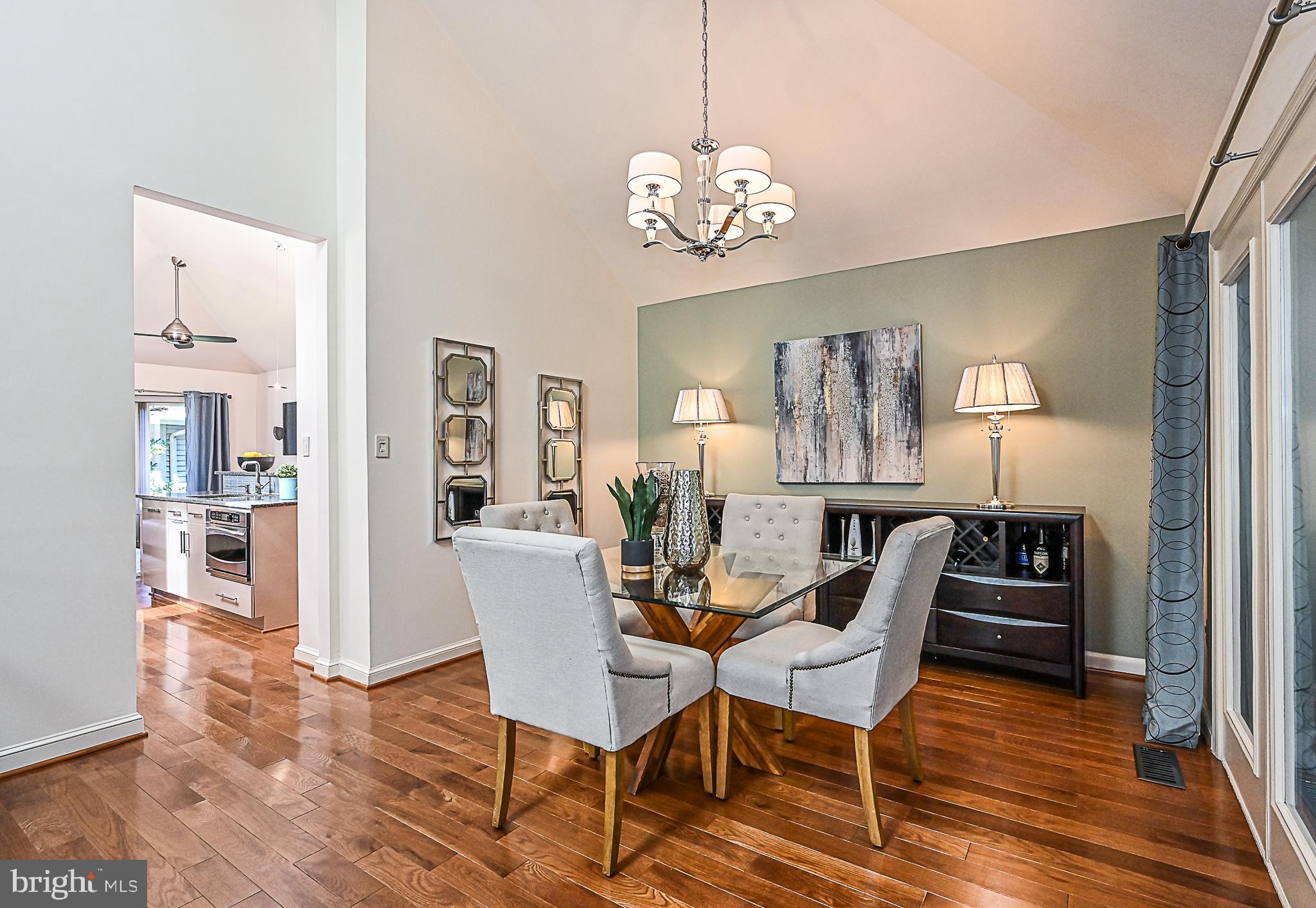 1581 Regatta Lane Reston, VA 20194 - Photo 6 of 38 Dining Room