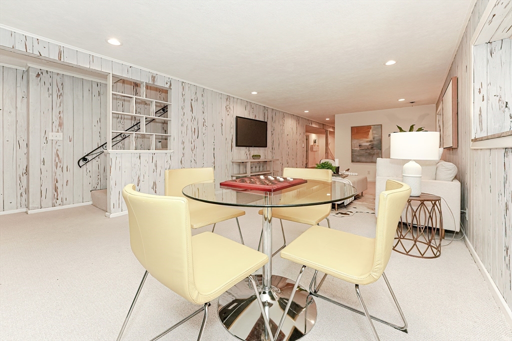 20 Wilson Road Bedford, MA 01730 - Photo 26 of 39 Gallery Image 26