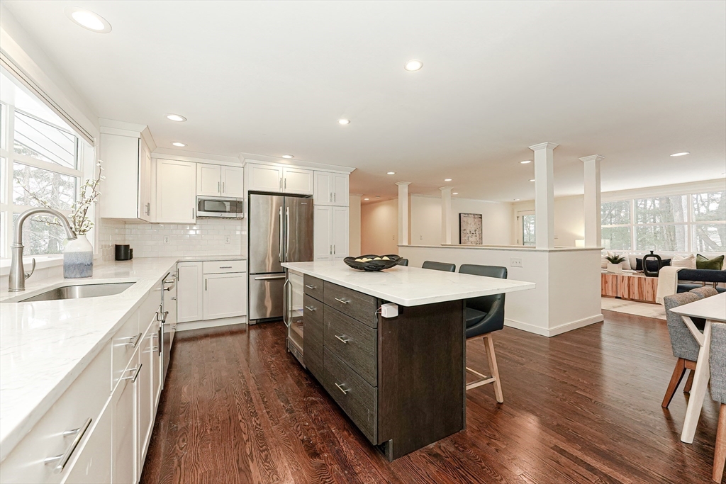 20 Wilson Road Bedford, MA 01730 - Photo 9 of 39 Gallery Image 9