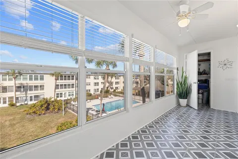 $120,000 | 11720 Park Boulevard North, Unit 302, Seminole, FL 33772