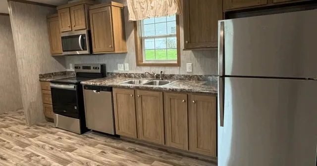 $69,900 | 60 Carl Avenue, Eighty Four, PA 15330