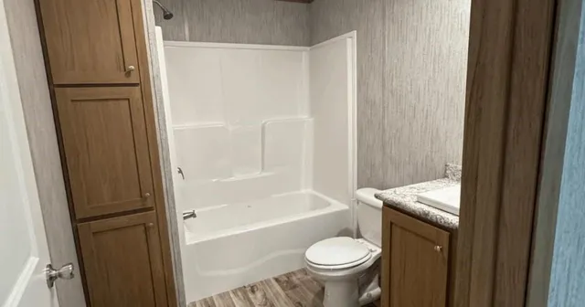 $69,900 | 60 Carl Avenue, Eighty Four, PA 15330