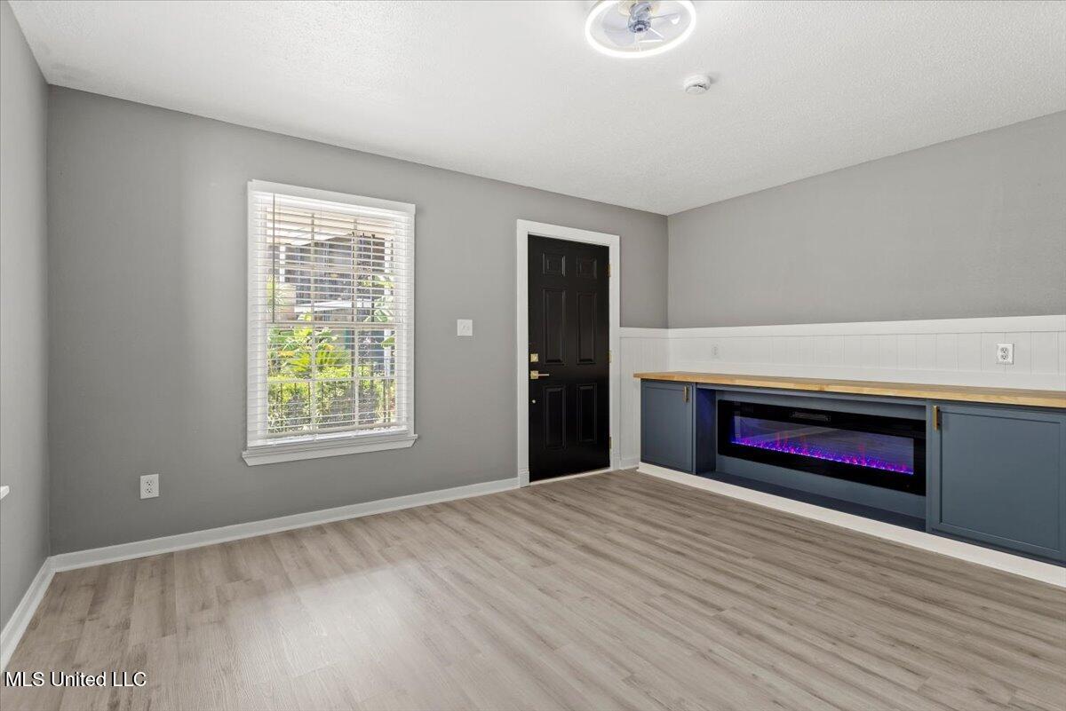 2501 Gulf Avenue, Unit 18 Gulfport, MS 39501 - Photo 14 of 32 15-HJ0A1813