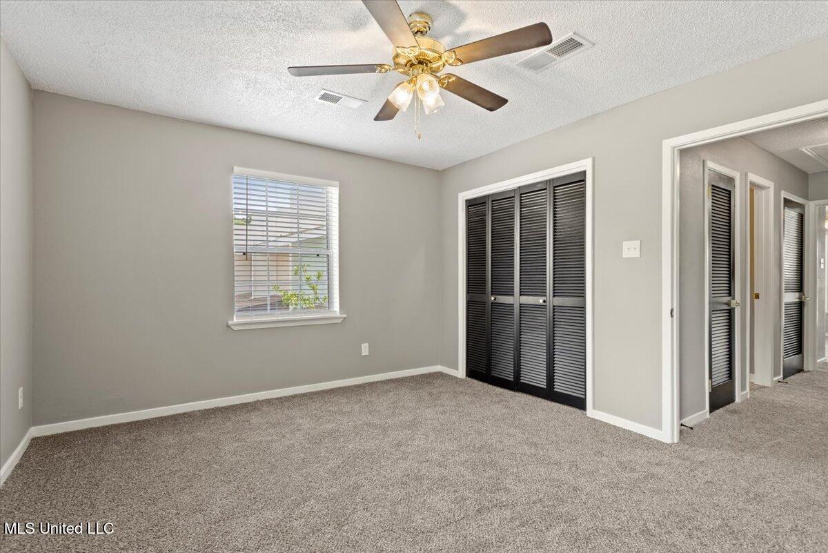 2501 Gulf Avenue, Unit 18 Gulfport, MS 39501 - Photo 19 of 32 20-HJ0A1833