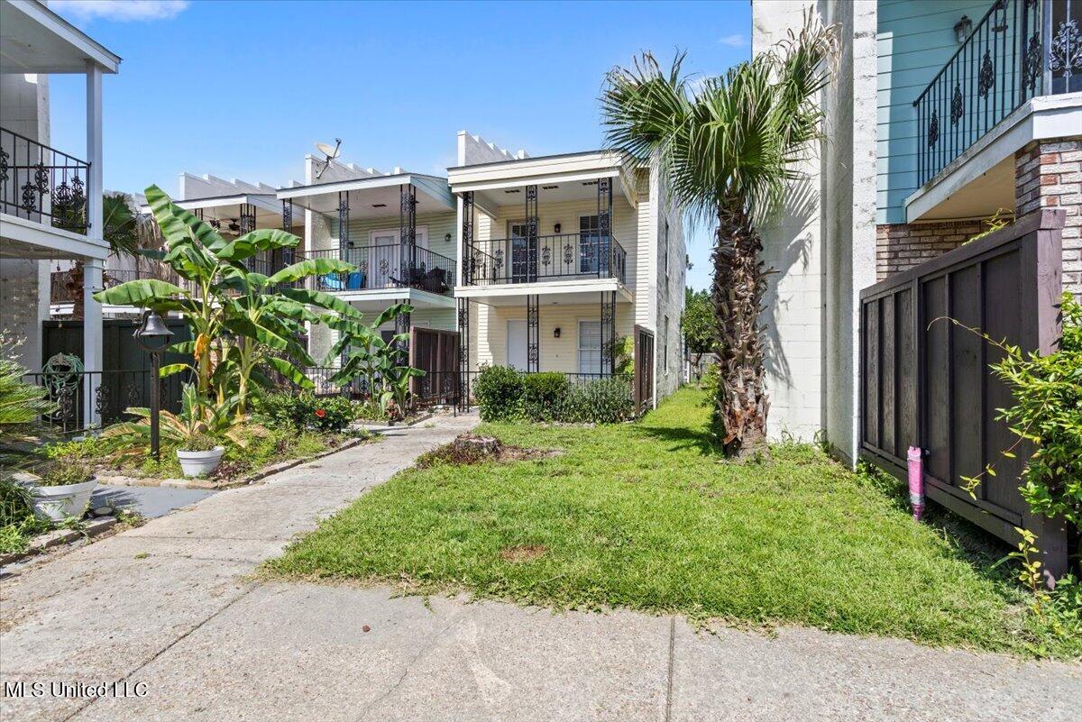 2501 Gulf Avenue, Unit 18 Gulfport, MS 39501 - Photo 2 of 32 30-HJ0A1871