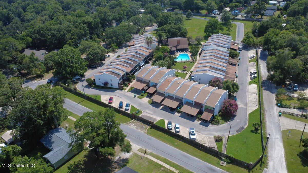2501 Gulf Avenue, Unit 18 Gulfport, MS 39501 - Photo 30 of 32 32-dji_fly_20250625_151314_579_175088242