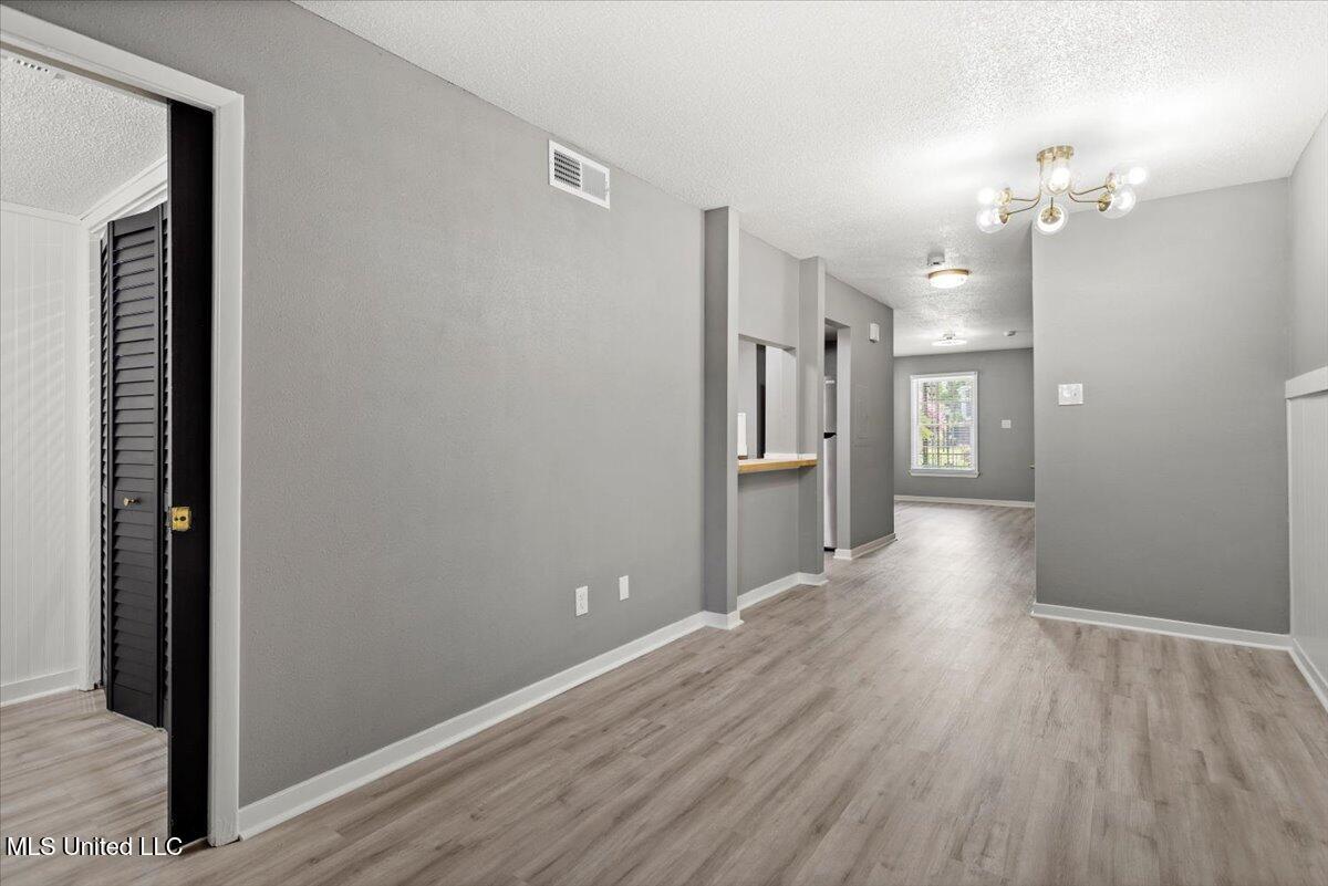 2501 Gulf Avenue, Unit 18 Gulfport, MS 39501 - Photo 3 of 32 09-HJ0A1789