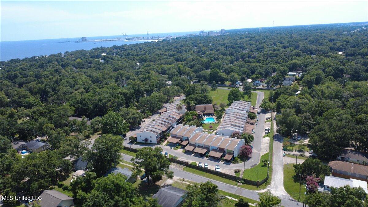 2501 Gulf Avenue, Unit 18 Gulfport, MS 39501 - Photo 31 of 32 33-dji_fly_20250625_151326_580_175088245