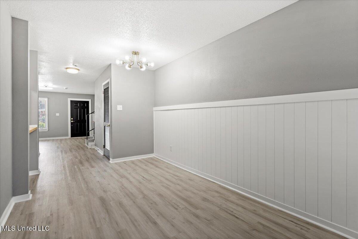 2501 Gulf Avenue, Unit 18 Gulfport, MS 39501 - Photo 4 of 32 06-HJ0A1777