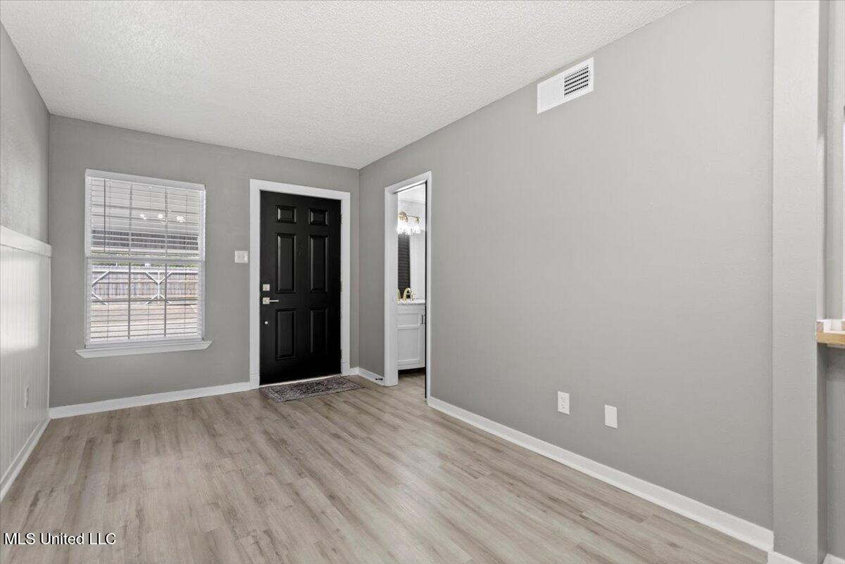 2501 Gulf Avenue, Unit 18 Gulfport, MS 39501 - Photo 6 of 32 08-HJ0A1785