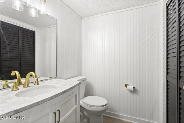 $125,000 | 2501 Gulf Avenue, Unit 18, Gulfport, MS 39501