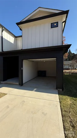 $1,950 | 19813 North Ferry Street, Cornelius, NC 28031