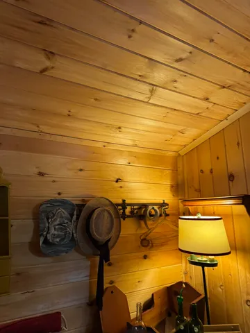 $134,900 | 35 Hammond Shore Road, Franklin, VT 05457