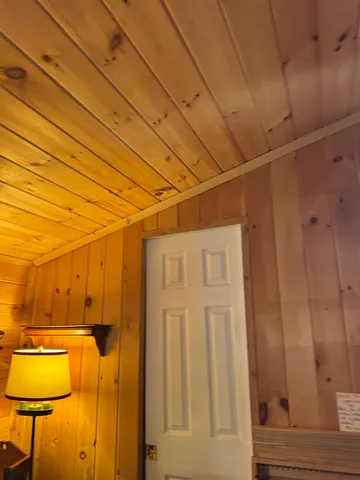 $134,900 | 35 Hammond Shore Road, Franklin, VT 05457