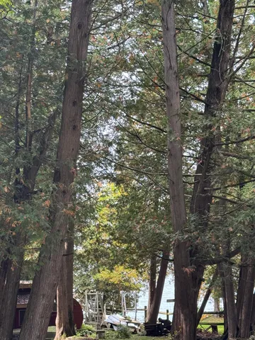 $134,900 | 35 Hammond Shore Road, Franklin, VT 05457