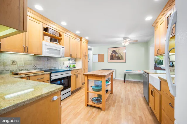 $529,900 | 500 Davis Avenue, Linwood, NJ 08221