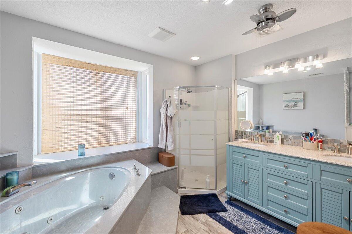 459 Rankin Road Mary Esther, FL 32569 - Photo 13 of 31 26-459Rankin-74