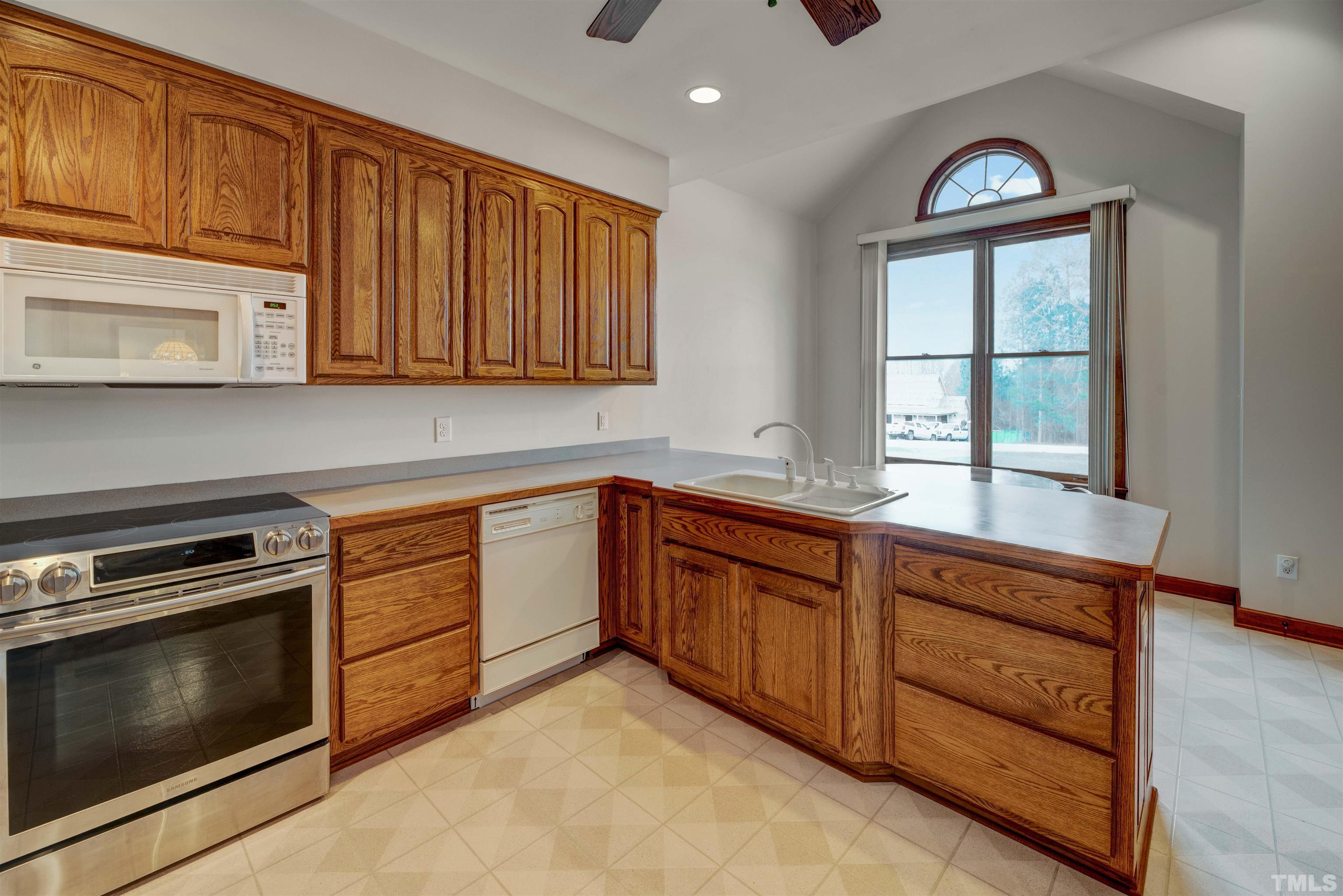 200 Hunting Ridge Road Louisburg, NC 27549 - Photo 11 of 45 Gallery Image 11