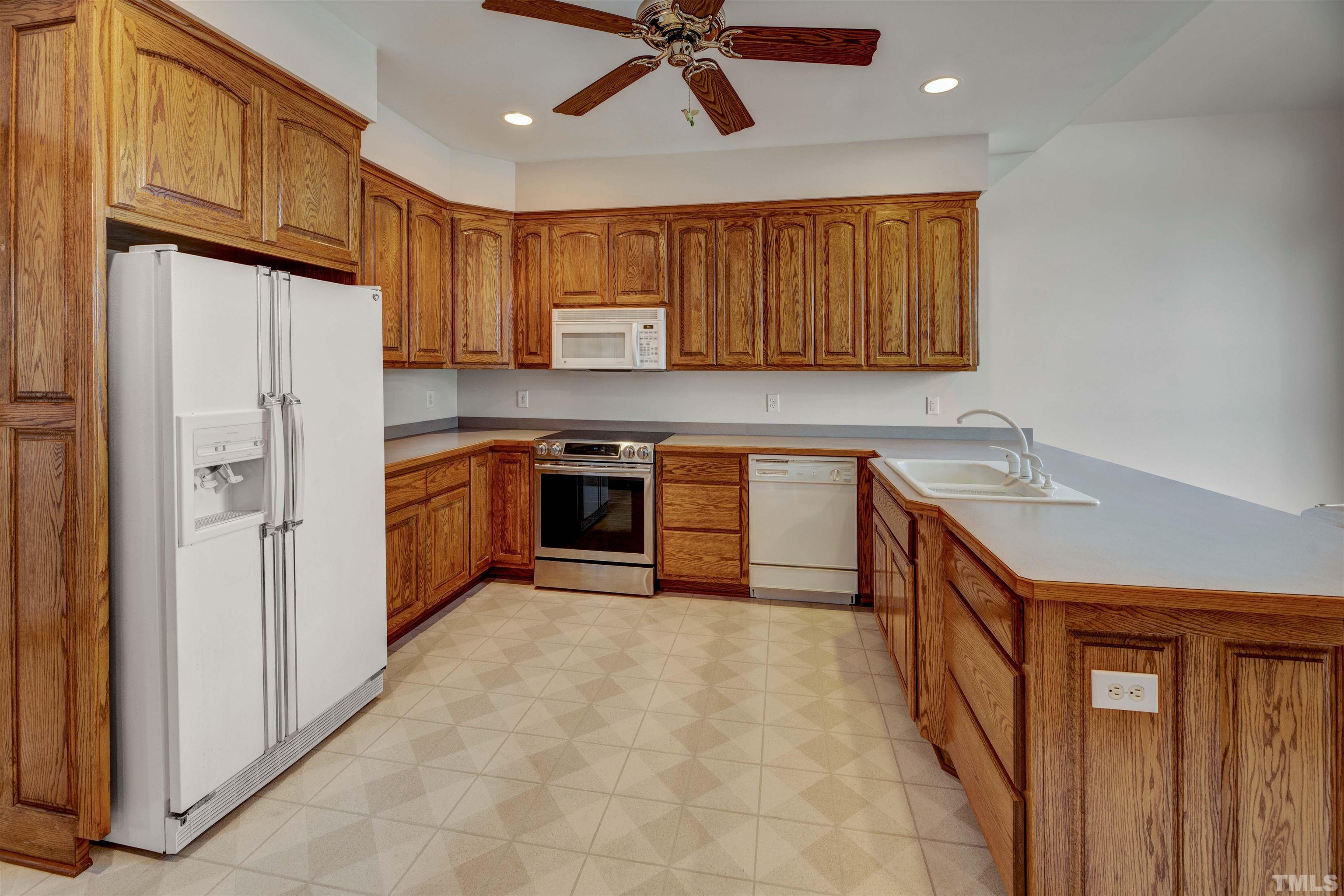 200 Hunting Ridge Road Louisburg, NC 27549 - Photo 10 of 45 Gallery Image 10