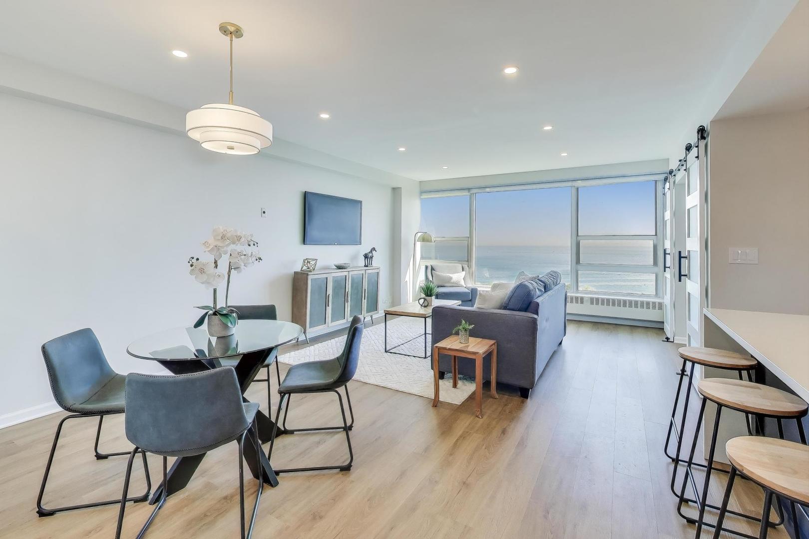 3180 North Lake Shore Drive, Unit 19D Chicago, IL 60657 - Photo 11 of 40