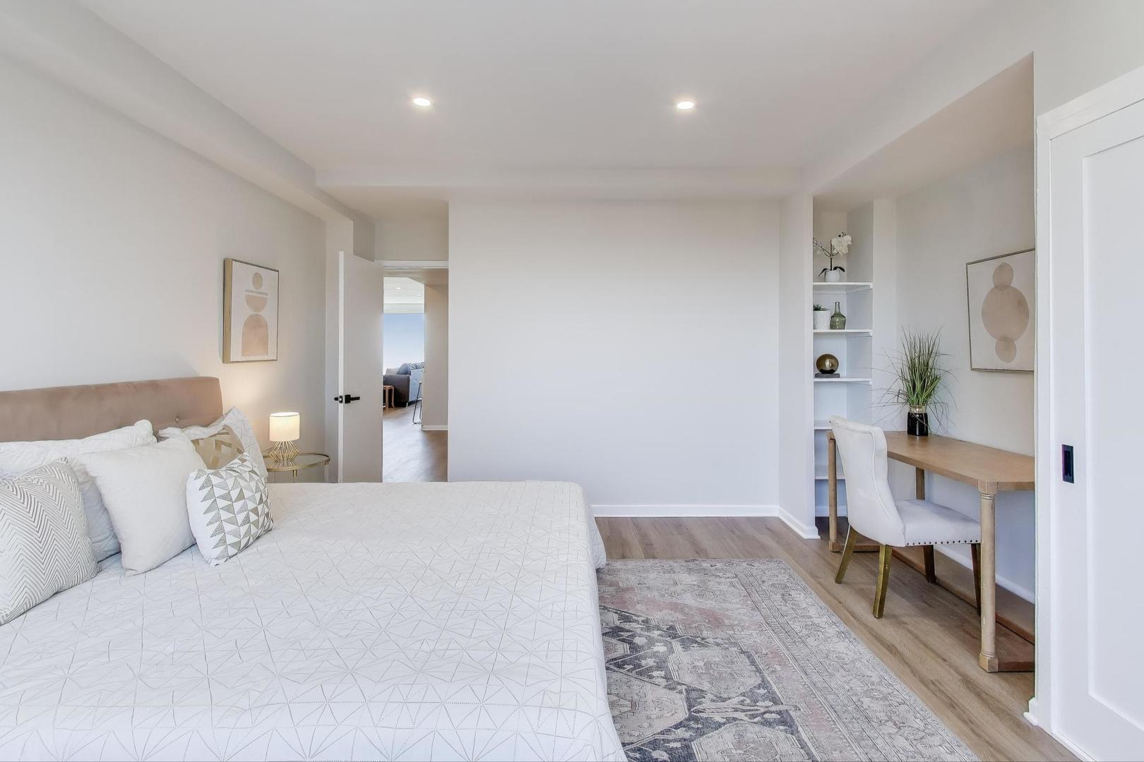 3180 North Lake Shore Drive, Unit 19D Chicago, IL 60657 - Photo 21 of 40