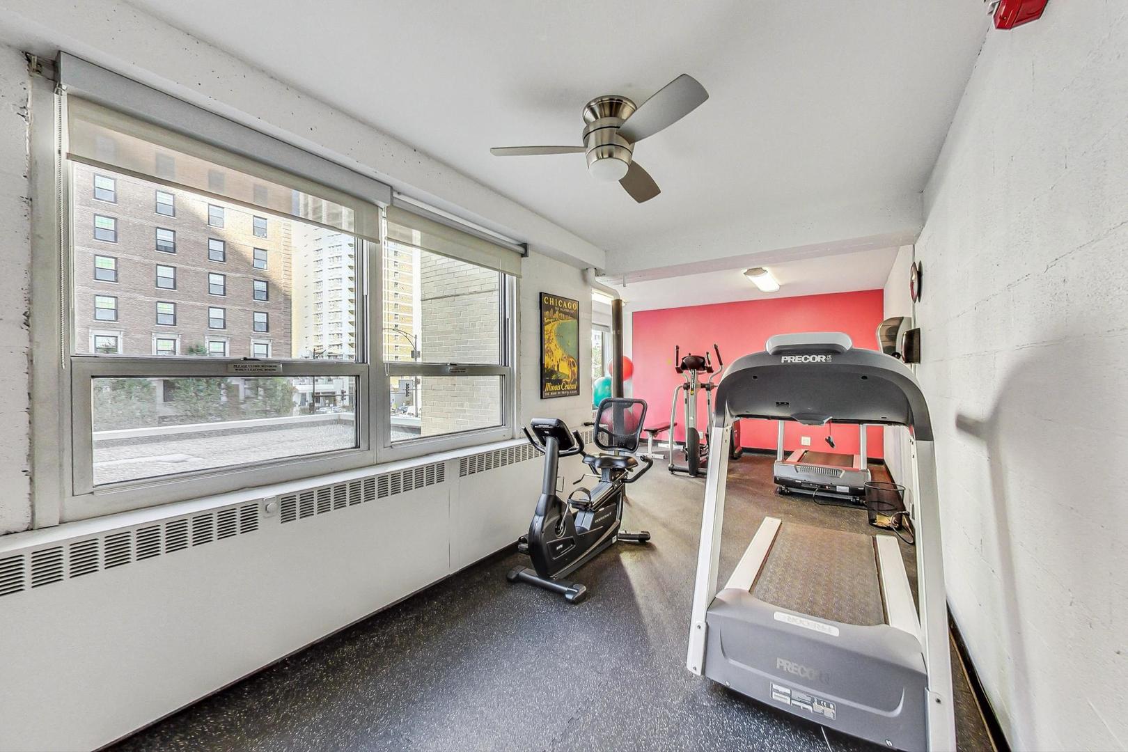 3180 North Lake Shore Drive, Unit 19D Chicago, IL 60657 - Photo 37 of 40