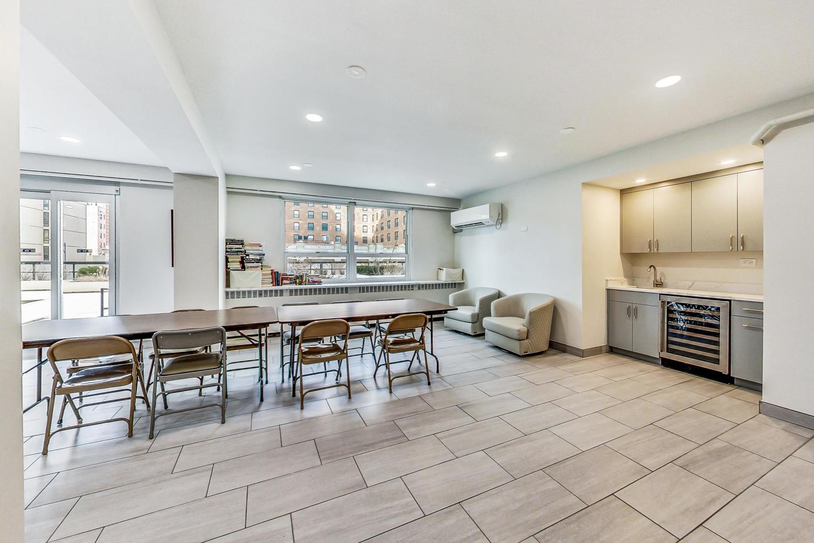 3180 North Lake Shore Drive, Unit 19D Chicago, IL 60657 - Photo 40 of 40