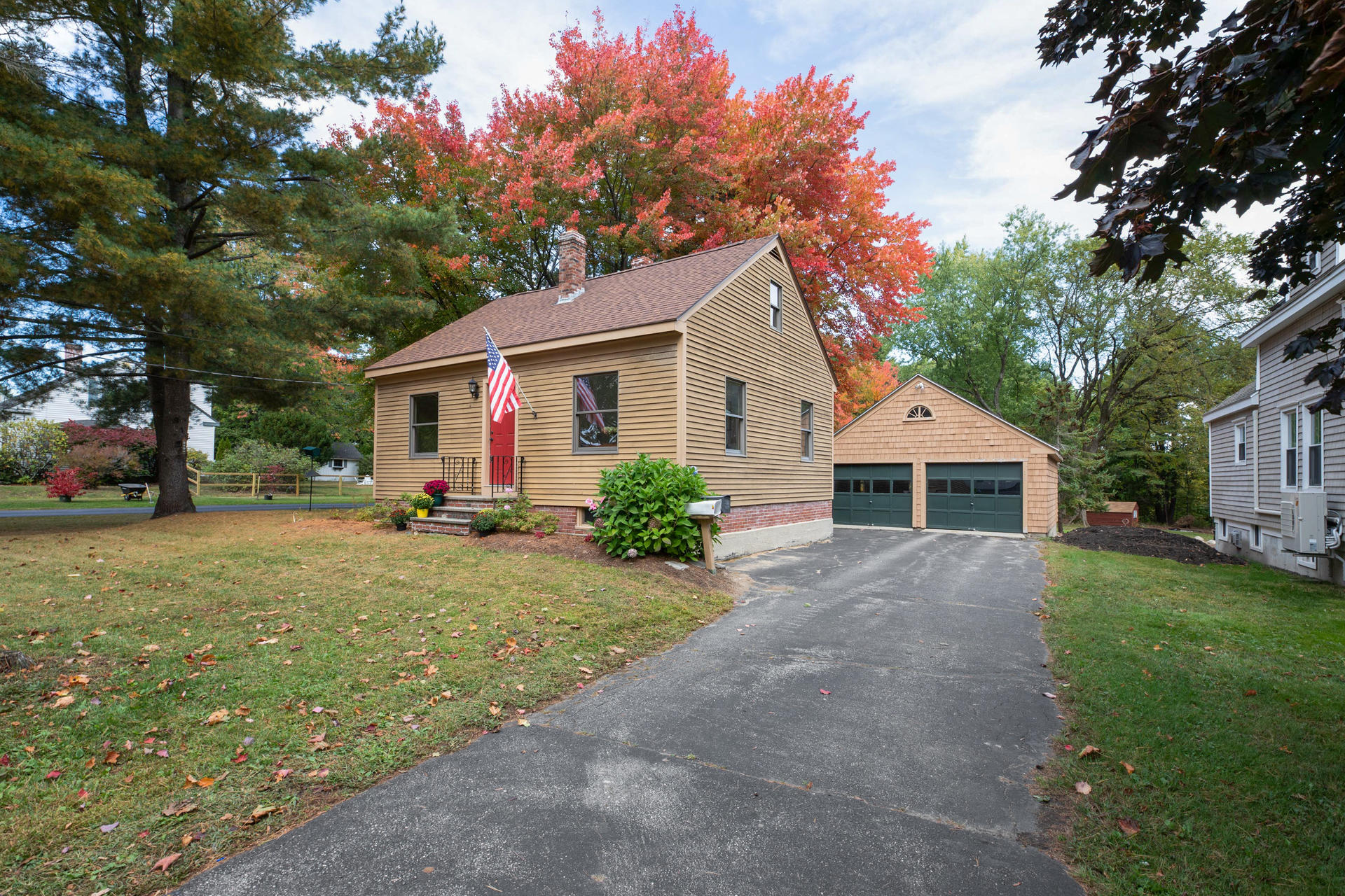 35 Summit Street Portland, ME 04103 - Photo 2 of 30 001-photo-7636588