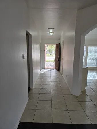 $2,100 | 2910 Plum Lake Drive, Pearland, TX 77584