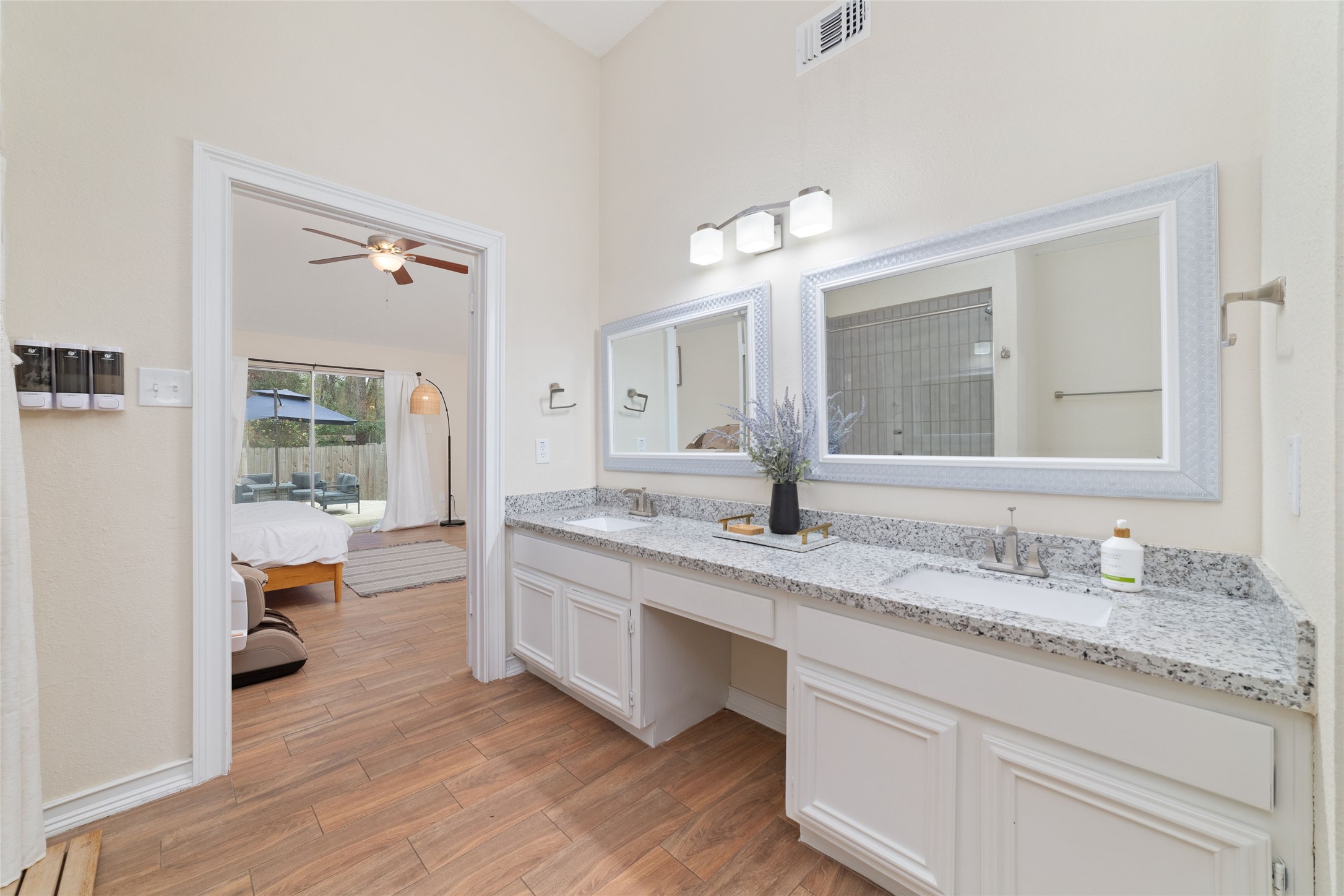 36 North Rain Forest Court Spring, TX 77380 - Photo 18 of 26