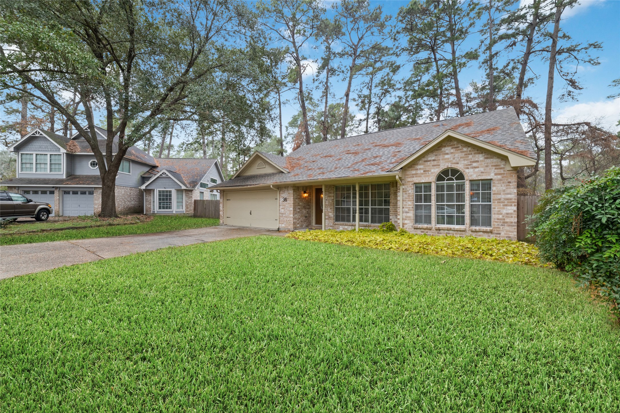36 North Rain Forest Court Spring, TX 77380 - Photo 3 of 26