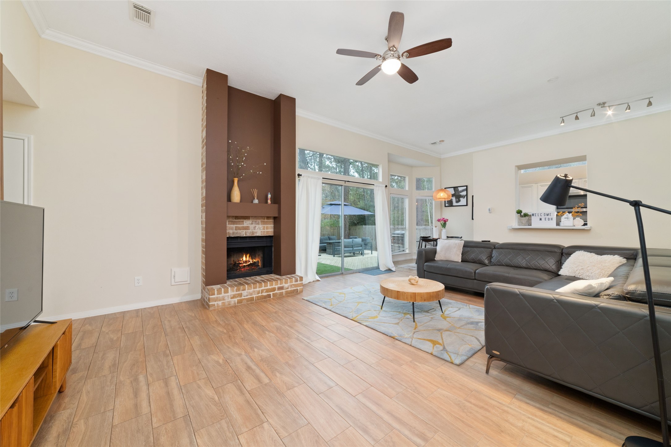36 North Rain Forest Court Spring, TX 77380 - Photo 8 of 26