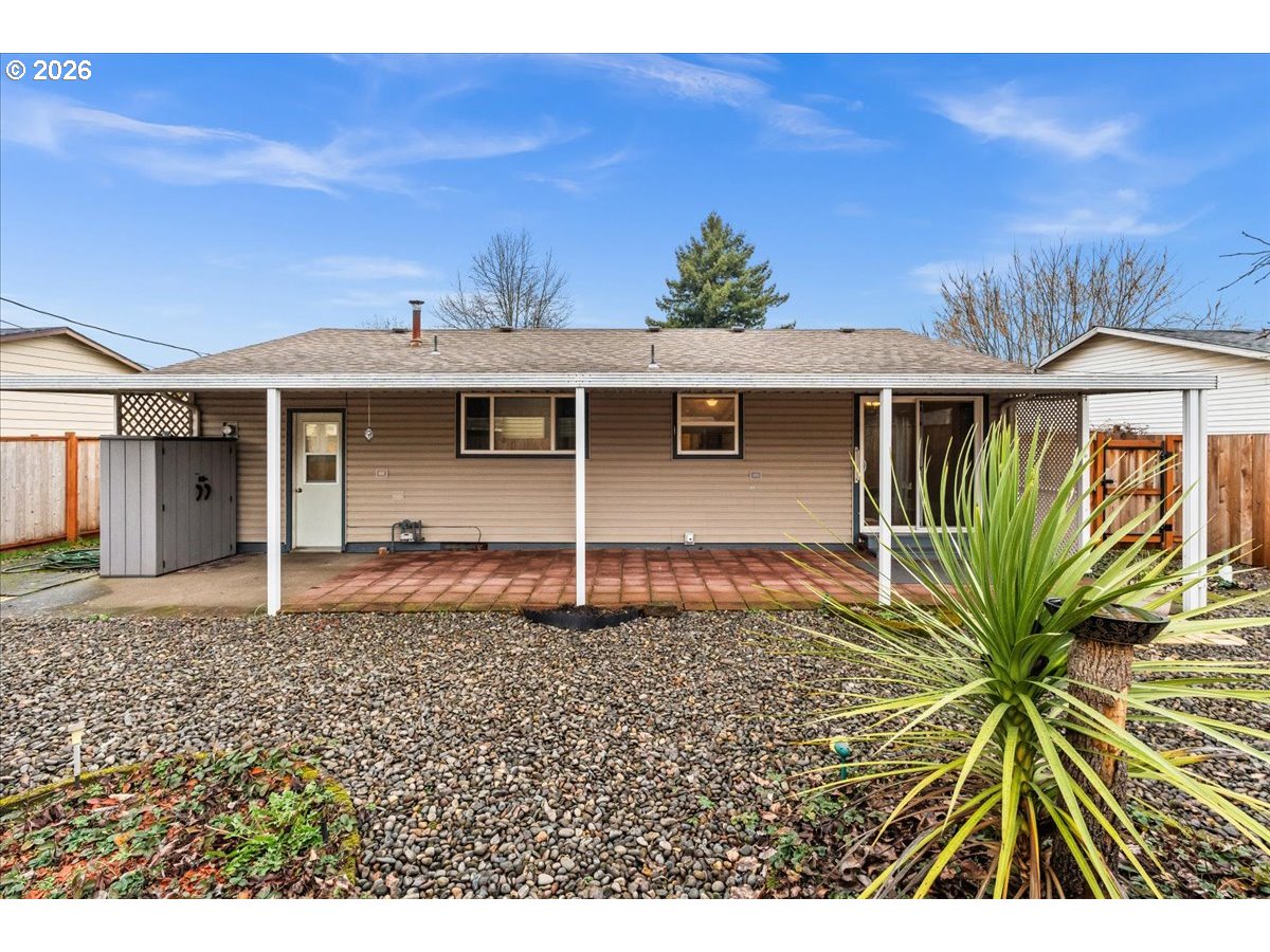 1386 Umpqua Road Woodburn, OR 97071 - Photo 26 of 29 Gallery Image 26
