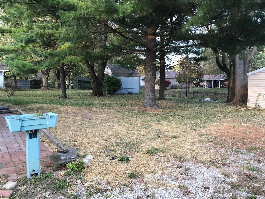 105 Howard Road Greenwood, IN 46142 - Photo 14 of 16 Gallery Image 14