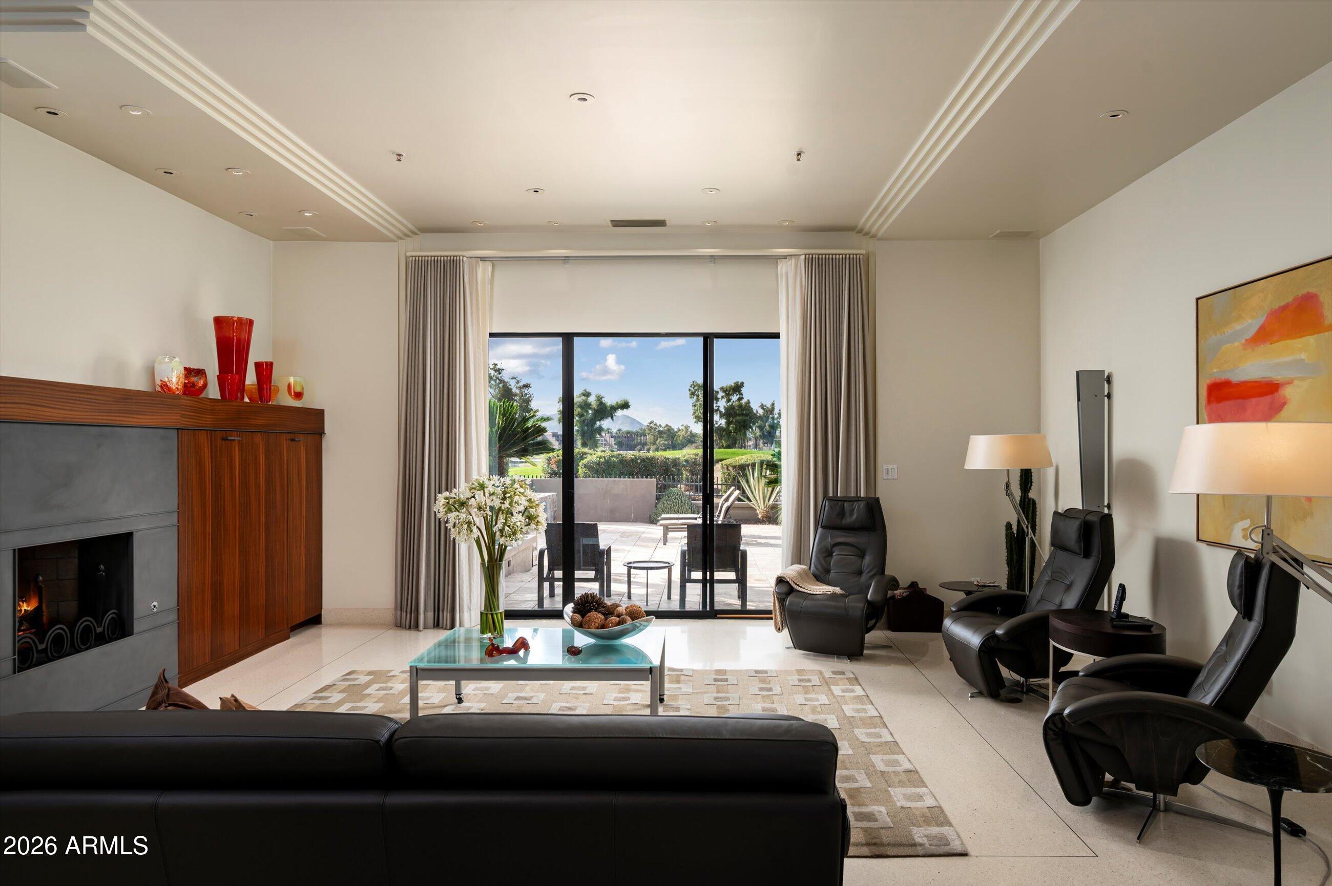 7878 East Gainey Ranch Road, Unit 65 Scottsdale, AZ 85258 - Photo 22 of 73 Family Room off Kitchen