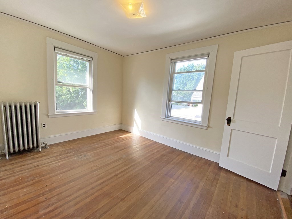 435 Albemarle Road Newton, MA 02460 - Photo 12 of 23