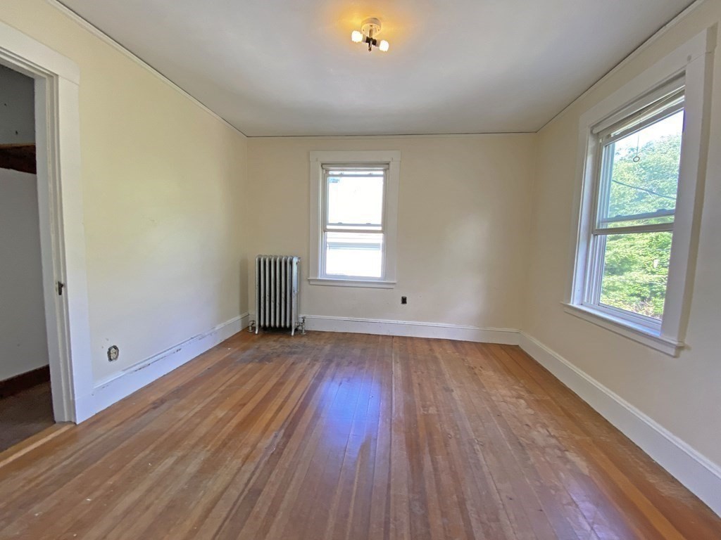 435 Albemarle Road Newton, MA 02460 - Photo 13 of 23
