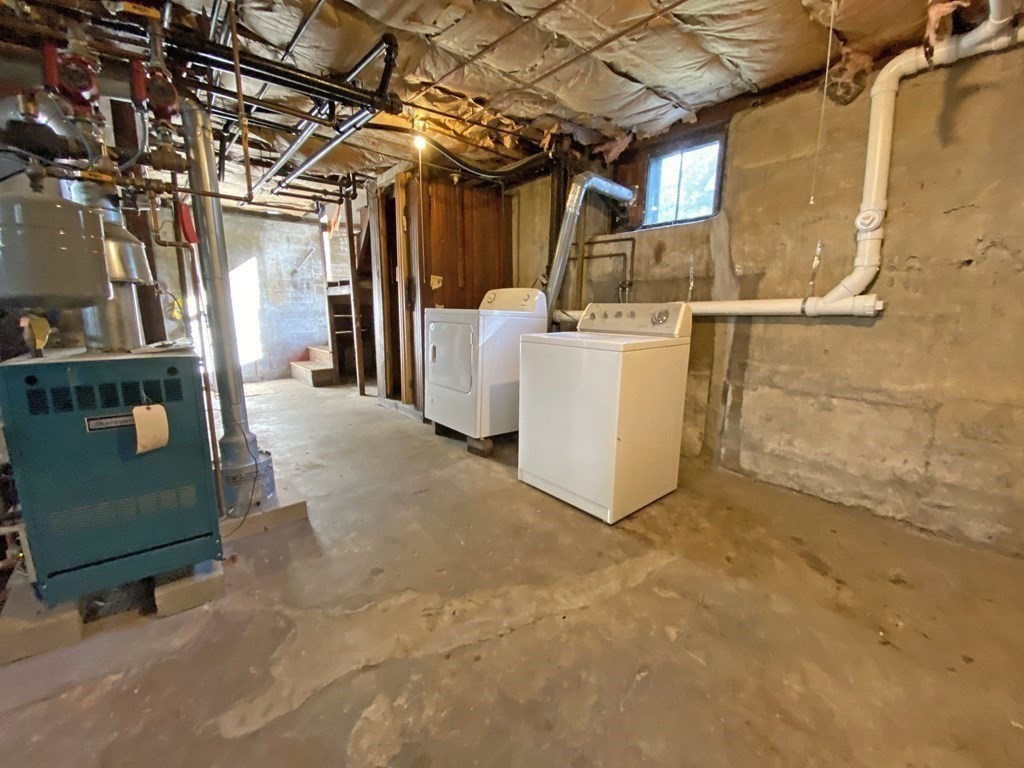 435 Albemarle Road Newton, MA 02460 - Photo 16 of 23
