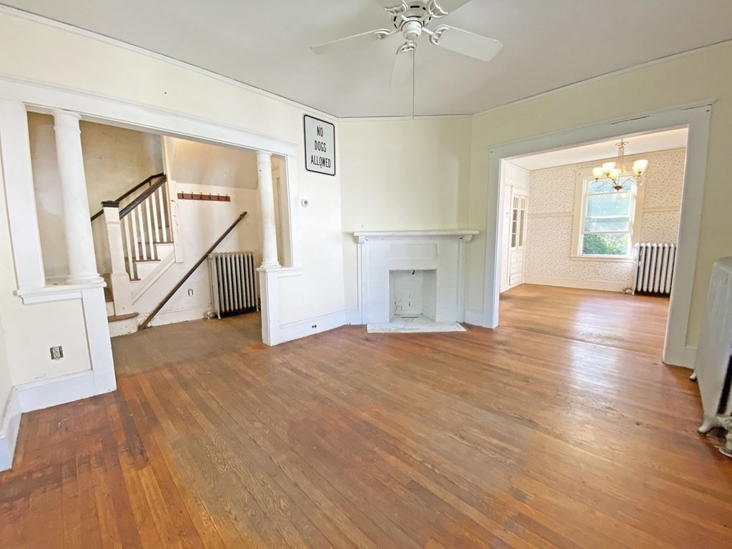 435 Albemarle Road Newton, MA 02460 - Photo 5 of 23