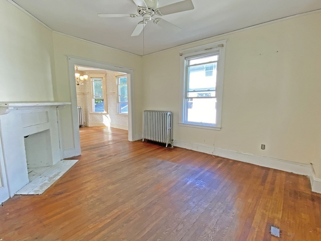 435 Albemarle Road Newton, MA 02460 - Photo 6 of 23
