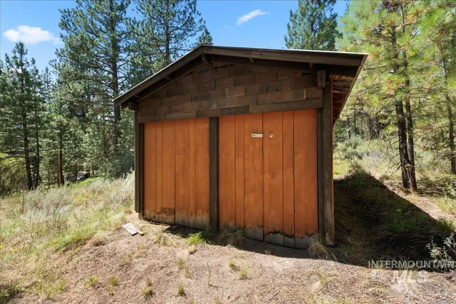 $453,000 | 8 Hopkins Drive, Idaho City, ID 83631