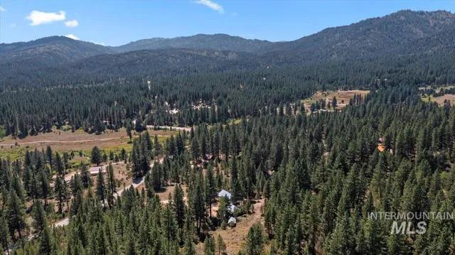 $453,000 | 8 Hopkins Drive, Idaho City, ID 83631