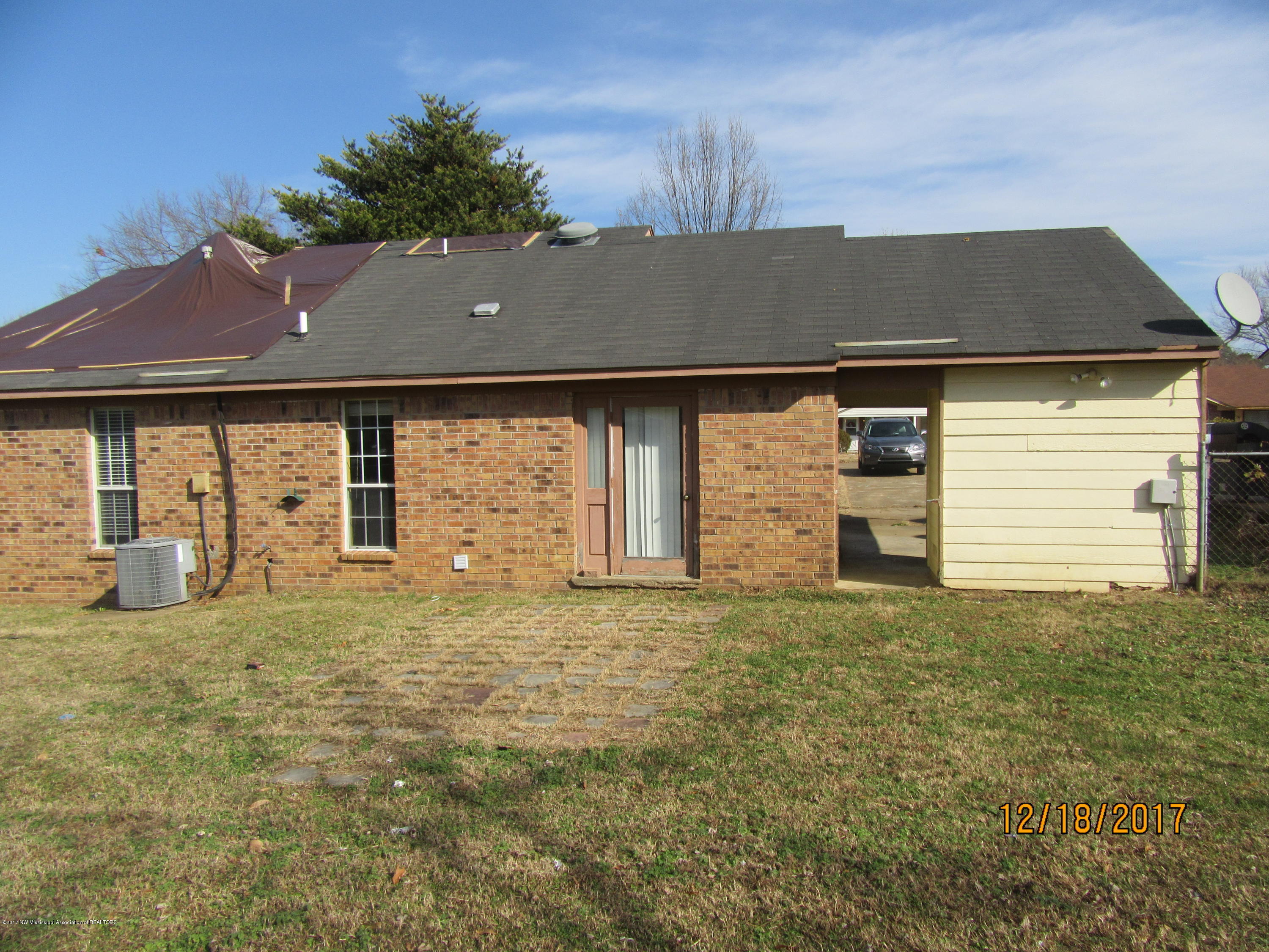 6545 Yorkshire Road Horn Lake, MS 38637 - Photo 3 of 12 back