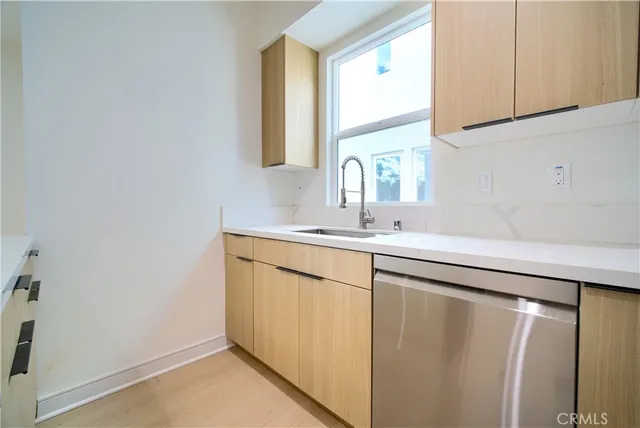 $4,950 | 259 South Ave 54, Unit 1/2, Los Angeles, CA 90042