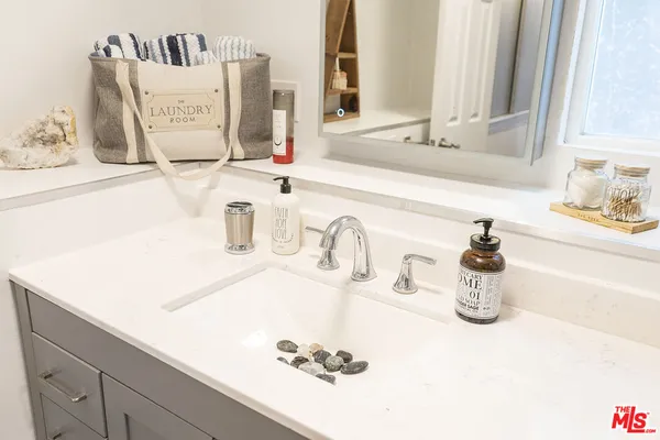 $2,995 | 348 1/2 Laveta Terrace, Los Angeles, CA 90026