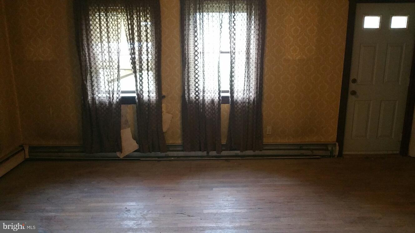 3847 Gamber Road Finksburg, MD 21048 - Photo 3 of 20 Living Room