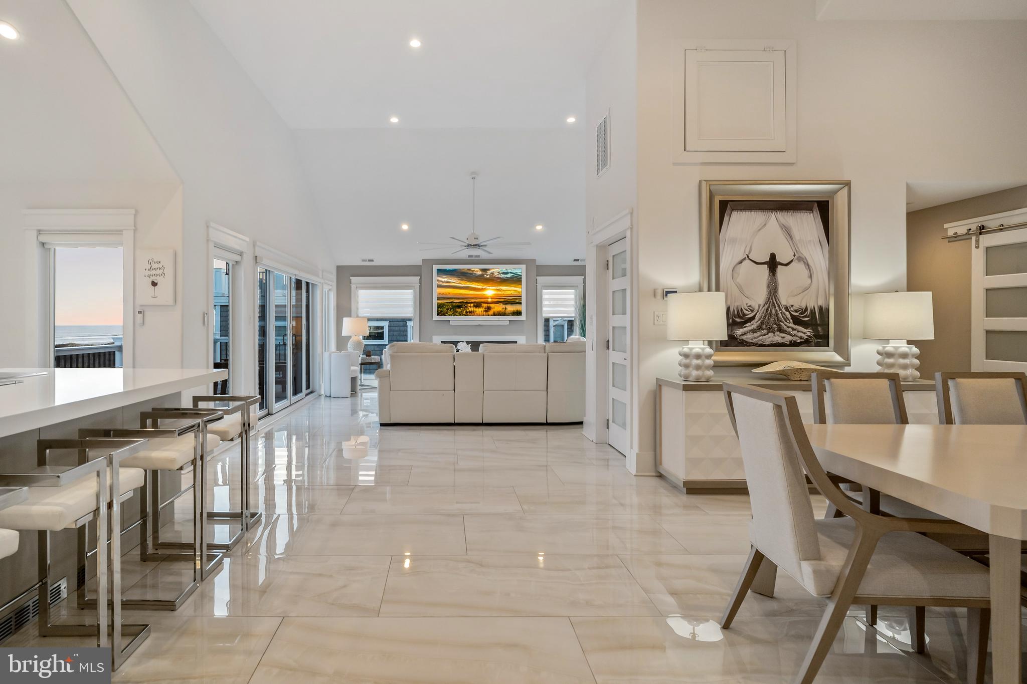901 South Commonwealth Avenue, Unit SOUTH Strathmere, NJ 08248 - Photo 13 of 66 Living Room