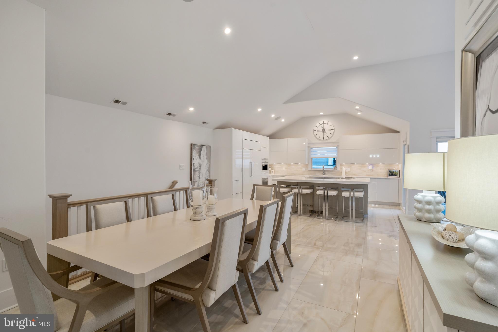 901 South Commonwealth Avenue, Unit SOUTH Strathmere, NJ 08248 - Photo 15 of 66 Dining Room