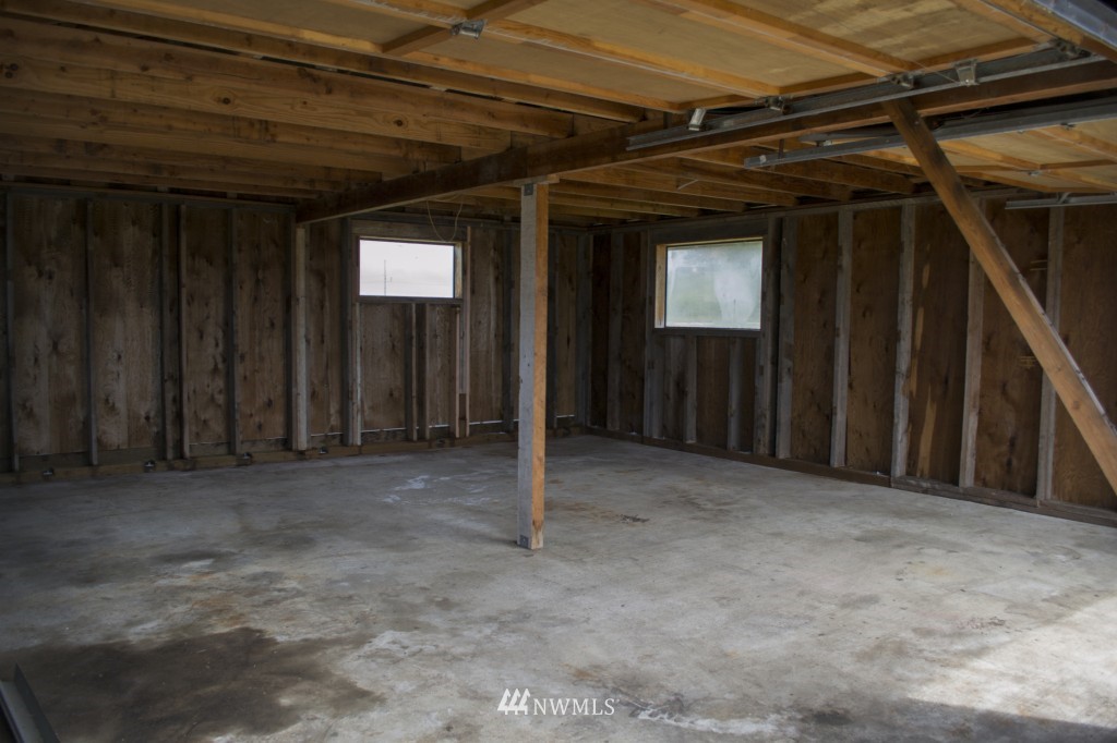 1020 Beckett Point Road Port Townsend, WA 98368 - Photo 14 of 15 Gallery Image 14